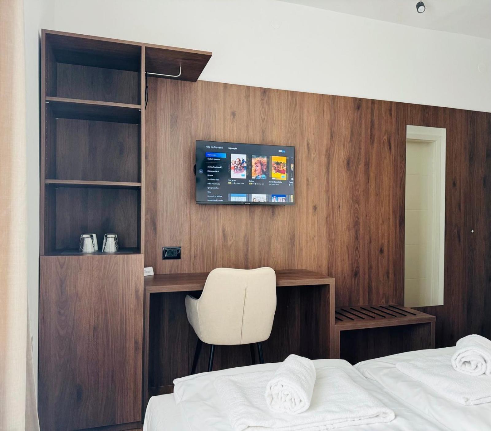 Apartments & Rooms Artemus Belveder 코페르 외부 사진