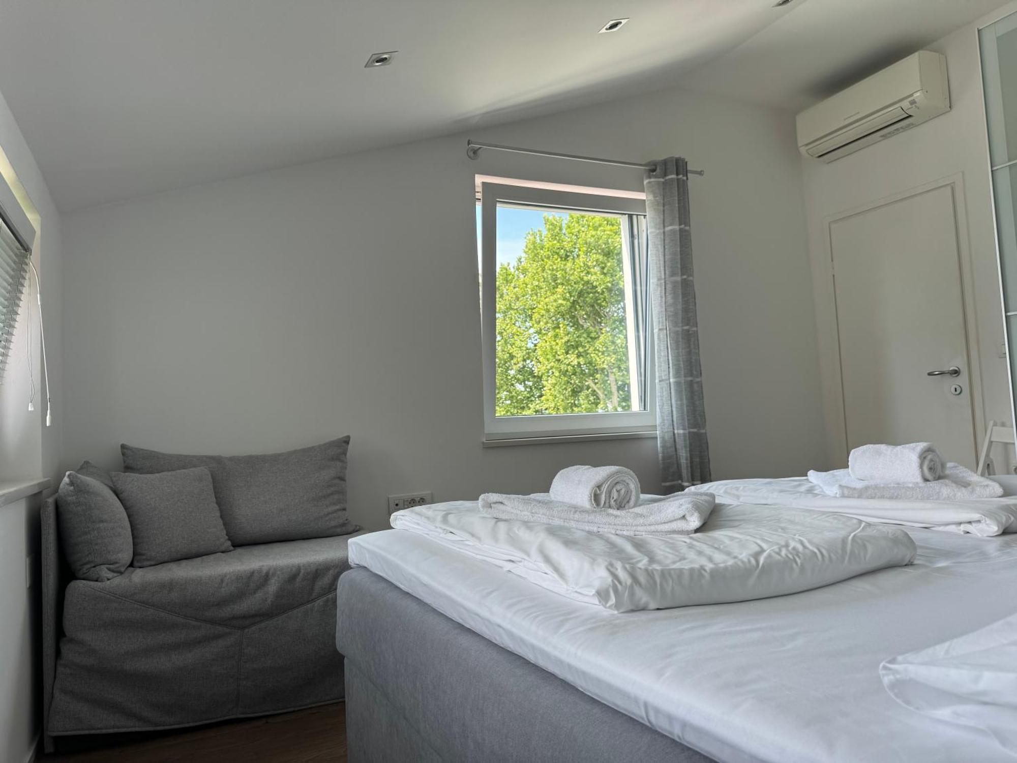 Apartments & Rooms Artemus Belveder 코페르 객실 사진